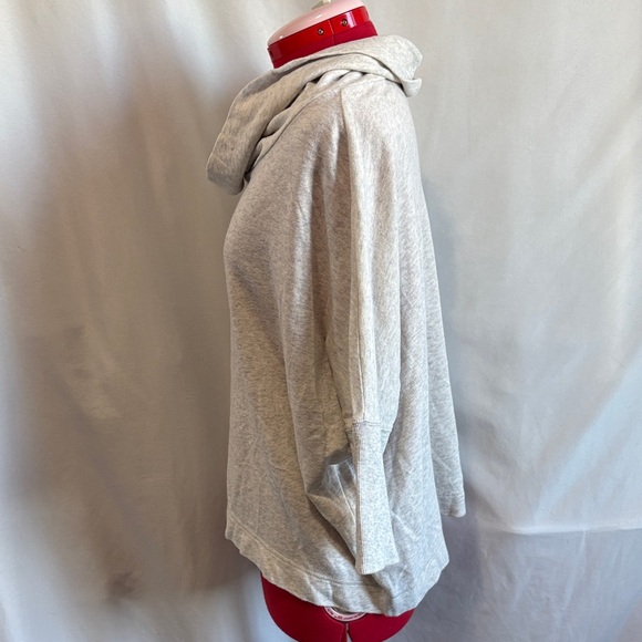 Old Navy Gray Women's Cowl Neck Sweater - Picture 4 of 5